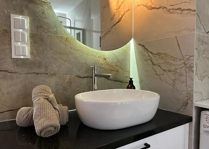 Apartment Eldorado I I Prywatna Sauna I Widok Na Stare I Parking Podziemny I Centrum *